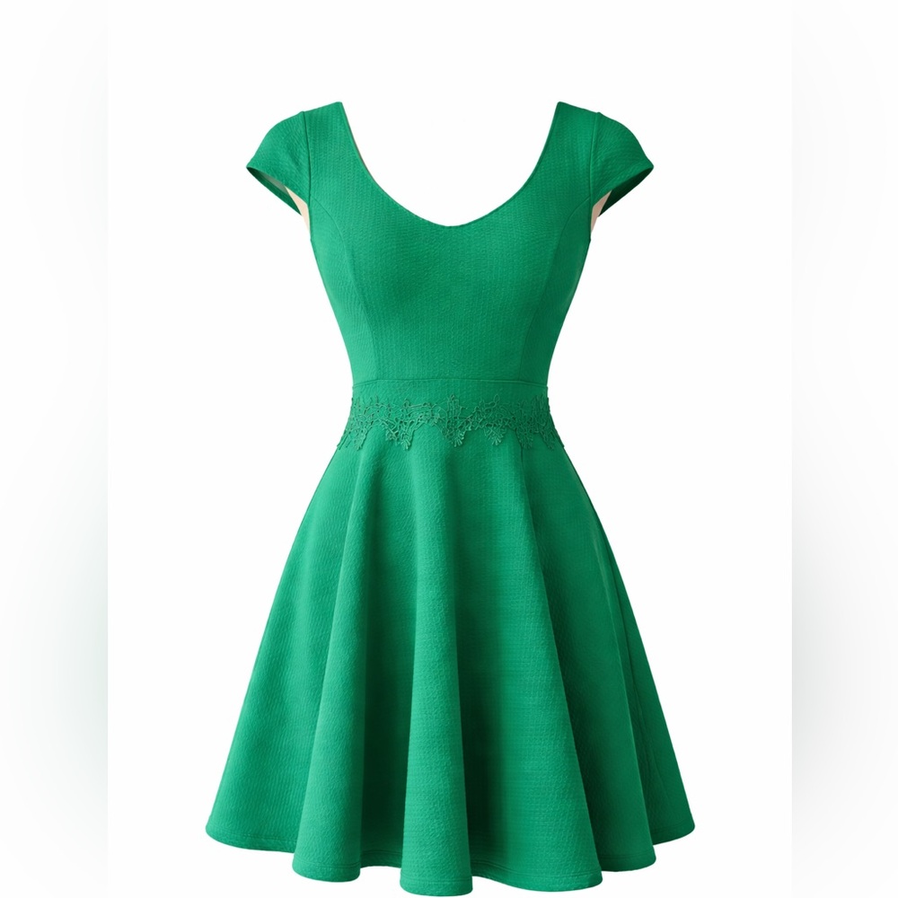 Green Lace Fit & Flare Dress Small Cutout Back St. Patrick’s day Parado No Ar